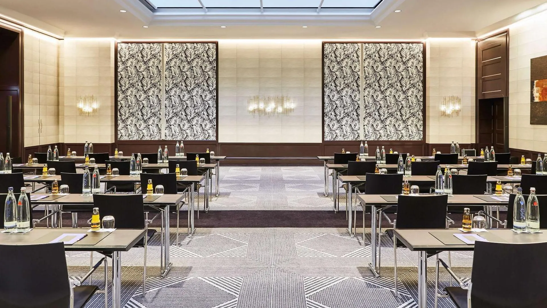 Sofitel Frankfurt Opera Otel Frankfurt am Main